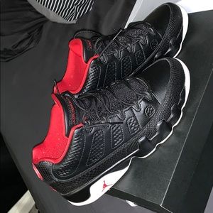 Air Jordan 9 low
